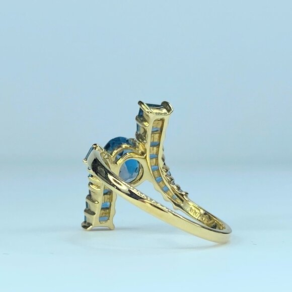 14K gold Blue Topaz bypass ring JR8946 - Picture 3 of 9